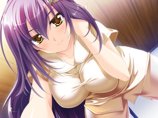 Anime picture 1600x1200 with koisuru koto to mitsu ketari! (game) long hair smile yellow eyes game cg purple hair girl hair ornament pajamas