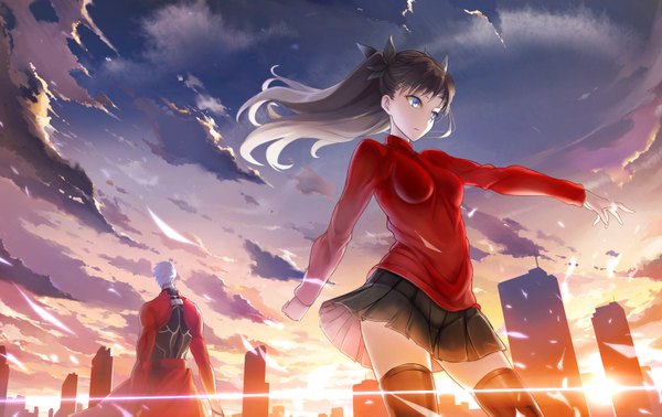 Anime picture 1500x947 with fate (series) fate/stay night type-moon toosaka rin archer (fate) kyokucho long hair short hair blue eyes black hair sky cloud (clouds) white hair zettai ryouiki evening sunset girl thighhighs boy skirt