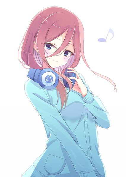 Anime picture 637x900 with go-toubun no hanayome nakano miku apollo 333 single long hair tall image looking at viewer fringe blue eyes simple background smile hair between eyes standing white background upper body red hair long sleeves head tilt floating hair hair over shoulder