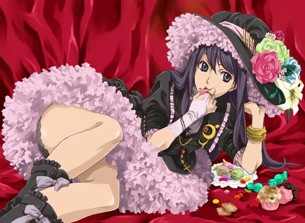 Anime picture 1600x1170 with tales of (series) tales of vesperia yuri lowell mikuni saho (artist) single long hair black hair black eyes reclining otoko no ko dress boy flower (flowers) hat food bracelet sweets black dress