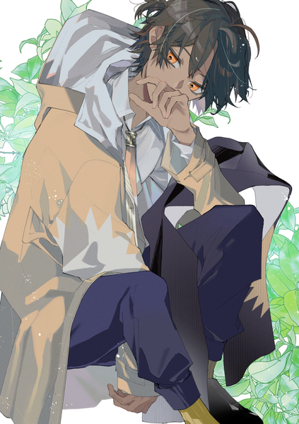 Anime picture 1409x2000 with arknights thorns (arknights) rozirorz single tall image fringe short hair black hair hair between eyes sitting looking away ahoge ponytail orange eyes covered mouth boy cloak