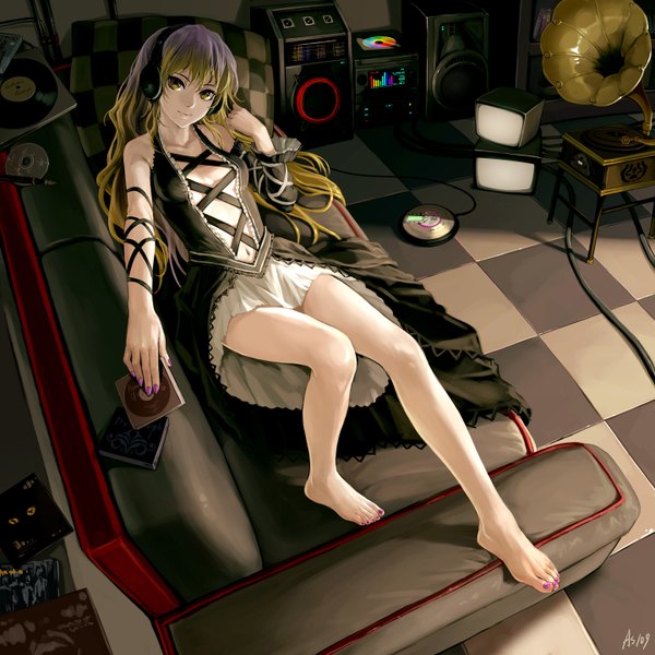 Anime picture 1440x1440 with touhou hijiri byakuren as109 highres smile bare shoulders yellow eyes nail polish multicolored hair barefoot legs checkered floor checkered purple nail polish nail art toenail polish girl dress headphones wire (wires)