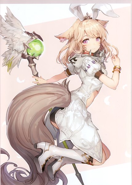 Anime picture 2111x2952 with final fantasy final fantasy xiv square enix miqo'te momoko (momopoco) single long hair tall image looking at viewer blush fringe highres simple background blonde hair smile animal ears payot full body bent knee (knees) tail