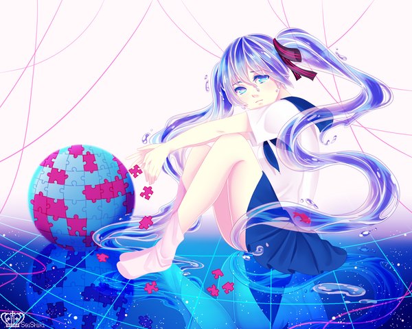 Anime picture 2000x1600 with vocaloid hatsune miku bottle miku sei (940925) single highres twintails very long hair multicolored hair aqua eyes liquid hair girl skirt ribbon (ribbons) hair ribbon miniskirt socks serafuku white socks fish (fishes)