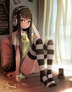 Anime picture 732x928