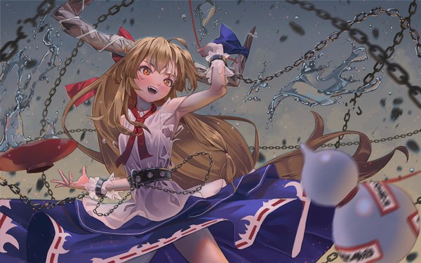 Anime picture 1600x1000 with touhou ibuki suika maachi (fsam4547) single open mouth brown hair looking away :d arm up horn (horns) armpit (armpits) orange eyes sleeveless low ponytail slit pupils girl bow hair bow chain alcohol