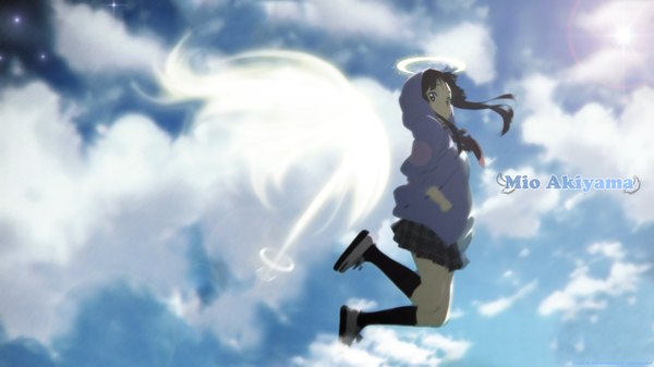 Anime picture 1920x1080 with k-on! kyoto animation akiyama mio highres black hair wide image sky cloud (clouds) jumping girl miniskirt wings socks hood black socks halo