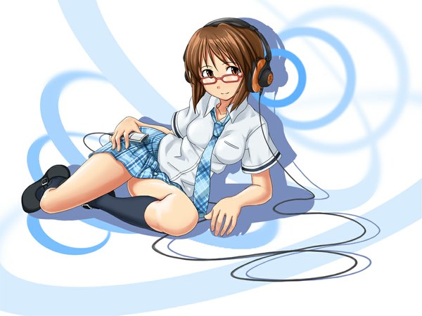 Anime picture 1024x768 with idolmaster idolmaster (classic) hagiwara yukiho baakurou single short hair light erotic brown hair wallpaper posing rough time school skirt uniform school uniform glasses necktie headphones blue skirt wire (wires)