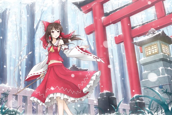 Anime picture 1650x1100 with touhou hakurei reimu asakurashinji single long hair blush brown hair brown eyes looking away traditional clothes snowing winter snow miko girl skirt bow plant (plants) hair bow detached sleeves