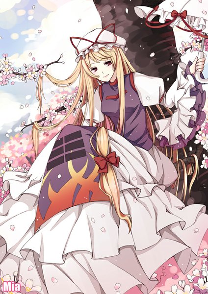 Anime picture 600x848 with touhou yakumo yukari mia0309 single long hair tall image blonde hair smile red eyes sitting signed looking away sky cloud (clouds) cherry blossoms girl dress bow plant (plants) hair bow