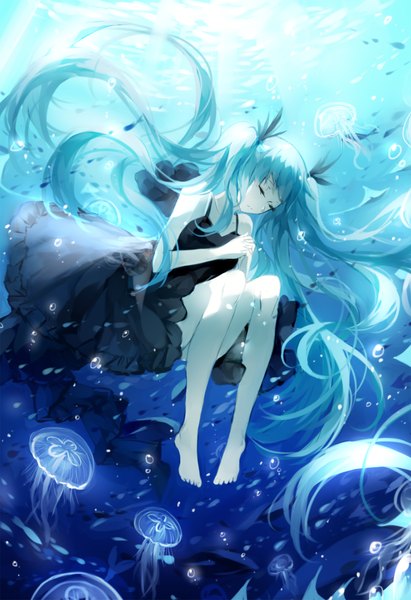 Anime picture 1000x1457 with vocaloid shinkai shoujo (vocaloid) hatsune miku cui (jidanhaidaitang) tall image fringe smile twintails bare shoulders blue hair bent knee (knees) eyes closed very long hair barefoot sunlight bare legs no shoes underwater white skin praying