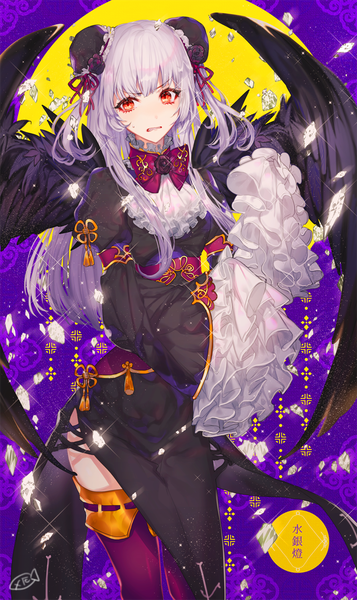 Anime picture 893x1500 with rozen maiden suigintou yakusuke single long hair tall image fringe red eyes signed silver hair long sleeves sparkle hair bun (hair buns) alternate costume side slit black wings purple background girl thighhighs wings