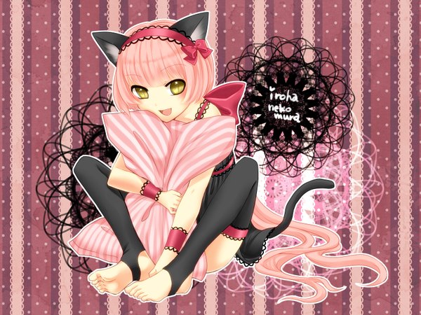 Anime picture 1600x1200 with vocaloid nekomura iroha short hair open mouth animal ears yellow eyes pink hair barefoot cat ears cat tail girl bow pillow