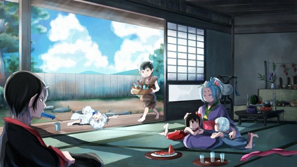 Anime picture 1000x563 with hoozuki no reitetsu wit studio hoozuki (hoozuki no reitetsu) okou (hoozuki no reitetsu) nasubi (hoozuki no reitetsu) karauri pokia short hair open mouth black hair smile wide image sitting multiple girls holding looking away sky cloud (clouds) white hair indoors