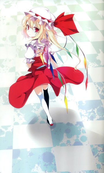 Anime picture 1482x2460 with touhou flandre scarlet oouso (usotsukiya) single tall image short hair blonde hair red eyes looking back one side up checkered floor girl thighhighs dress skirt white thighhighs wings bonnet skirt set