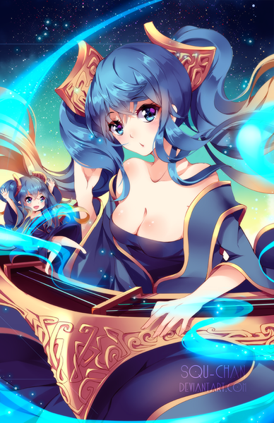 イラスト 776x1200 と league of legends sona buvelle squchan 長髪 長身像 開いた口 青い目 金髪 笑顔 ツインテール 肩出し multiple girls 青い髪 traditional clothes multicolored hair night two-tone hair :o night sky gradient hair