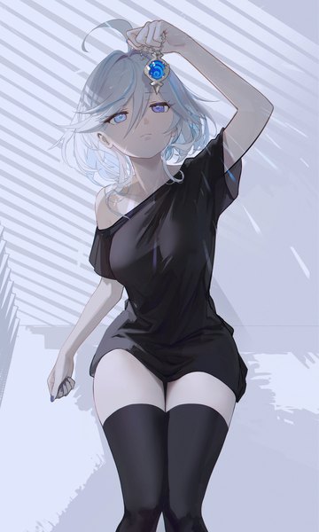 Anime picture 3300x5500 with genshin impact furina (genshin impact) omone hokoma agm single tall image fringe highres short hair breasts blue eyes hair between eyes holding absurdres silver hair ahoge nail polish multicolored hair arm up off shoulder alternate costume