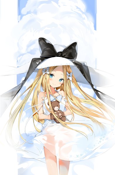 Anime picture 1200x1829 with fate (series) fate/grand order abigail williams (fate) silver (chenwen) single long hair tall image looking at viewer blush fringe blue eyes blonde hair smile standing holding sky cloud (clouds) head tilt wind bare legs