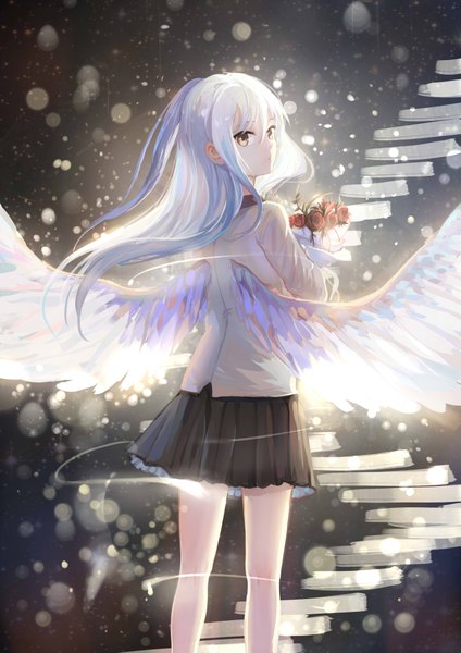 Anime-Bild 2893x4092 mit angel beats! key (studio) tachibana kanade sishenfan single long hair tall image looking at viewer highres holding brown eyes white hair looking back angel wings white wings girl skirt uniform flower (flowers) school uniform