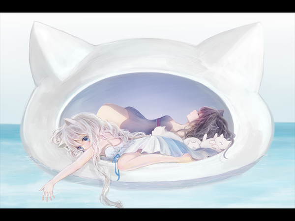 Anime picture 1170x880 with original mari (milkuro-cat) long hair fringe breasts blue eyes black hair multiple girls bent knee (knees) white hair lying eyes closed barefoot bare legs on back looking down letterboxed wavy hair on stomach girl