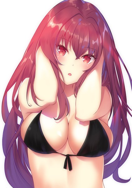 イラスト 827x1169 と Fateシリーズ fate/grand order scathach (fate) (all) スカサハ(fate) majin (kiidoumajin) ソロ 長髪 長身像 カメラ目線 赤面 前髪 おっぱい 開いた口 light erotic simple background hair between eyes 赤い目 白背景 payot cleavage