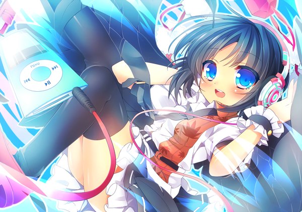 Anime picture 1000x706 with touhou ipod shameimaru aya ryuji (ikeriu) single blush short hair open mouth blue eyes black hair girl thighhighs black thighhighs necktie headphones