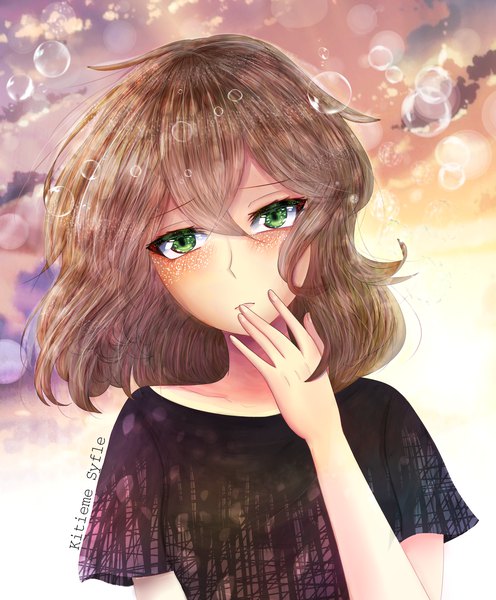 Anime picture 1720x2080 with original kitieme syfle single tall image looking at viewer blush fringe highres short hair hair between eyes brown hair green eyes signed upper body head tilt fingernails evening sunset landscape hand on face