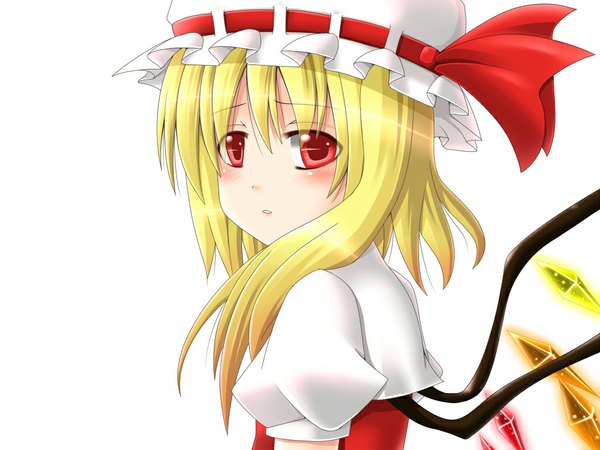 Anime picture 1024x768 with touhou flandre scarlet hanazome dotera blush short hair simple background blonde hair red eyes white background loli girl wings bonnet