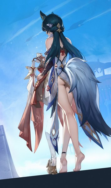 Anime picture 1918x3244 with honkai: star rail honkai (series) yukong (honkai: star rail) le (huanglongen) single long hair tall image highres light erotic bare shoulders animal ears sky full body outdoors ass tail animal tail barefoot green hair from behind