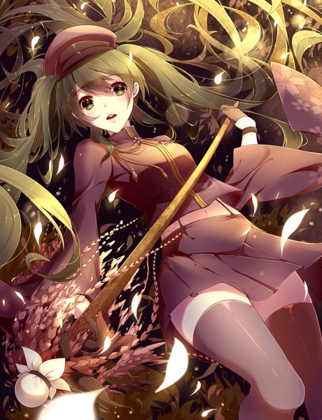 Anime picture 1200x1565 with vocaloid senbonzakura (vocaloid) hatsune miku phino (jinko0094) single long hair tall image looking at viewer fringe open mouth twintails green eyes bent knee (knees) long sleeves pleated skirt green hair wind sunlight wide sleeves floral print