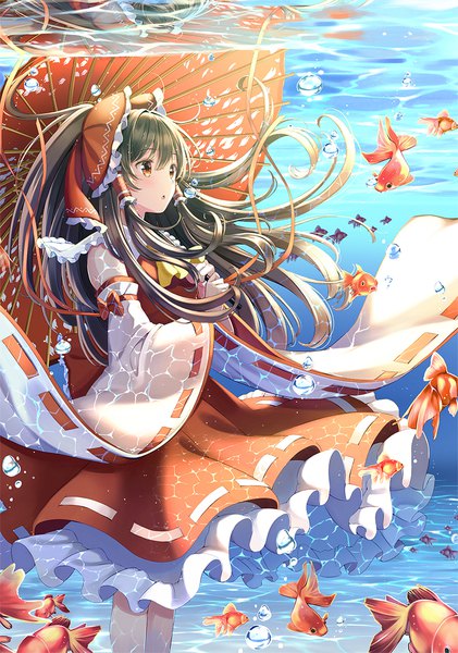 Anime-Bild 900x1282 mit touhou hakurei reimu yuuka nonoko single long hair tall image fringe hair between eyes red eyes brown hair standing looking away traditional clothes japanese clothes underwater nontraditional miko girl bow hair bow detached sleeves