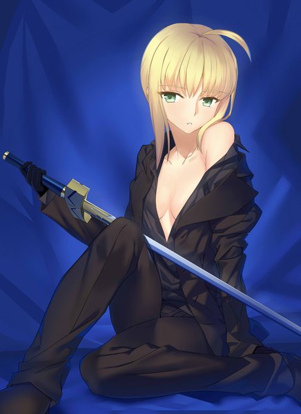 Anime picture 1417x1948 with fate (series) fate/stay night type-moon artoria pendragon (all) saber ryo ryo single tall image looking at viewer blush fringe short hair breasts light erotic simple background blonde hair sitting bare shoulders holding green eyes
