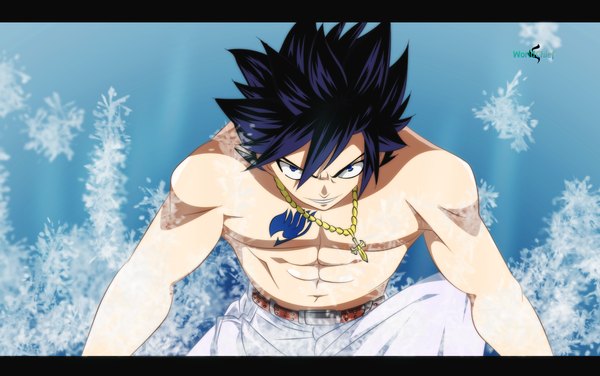 Anime picture 2000x1256 with fairy tail gray fullbuster lworldchiefl single highres short hair blue eyes black hair smile tattoo coloring muscle boy pants cross ice cross necklace