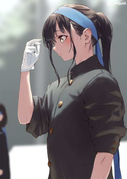 Anime picture 800x1131 with original aya (jonsun) jonsun long hair tall image blush fringe brown hair standing brown eyes payot looking away upper body outdoors ponytail profile blurry short sleeves depth of field solo focus