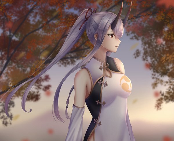 Anime picture 1750x1418 with fate (series) fate/grand order tomoe gozen (fate) zumi6 single long hair fringe highres breasts open mouth hair between eyes red eyes bare shoulders payot looking away sky silver hair traditional clothes profile horn (horns)