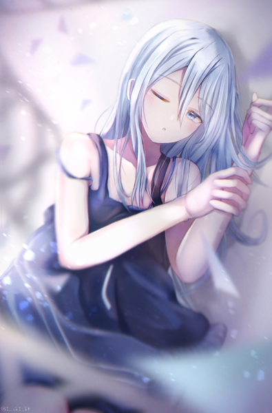 Anime picture 1431x2173 with project sekai yoisaki kanade haigo (high go) single long hair tall image looking at viewer blush fringe open mouth blue eyes hair between eyes bare shoulders silver hair lying one eye closed blurry on side silver eyes girl