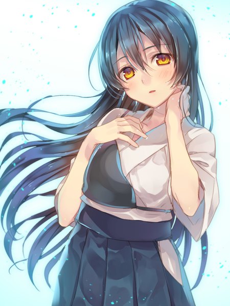 Anime picture 600x800 with love live! school idol project sunrise (studio) love live! sonoda umi natsu natsuna single long hair tall image looking at viewer blush fringe black hair white background yellow eyes traditional clothes japanese clothes wind girl armor hakama