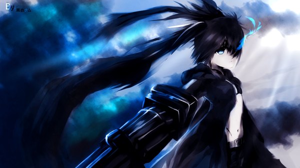 Аниме картинка 1920x1080 с стрелок с чёрной скалы black rock shooter (character) asahi kuroi один (одна) длинные волосы смотрит на зрителя чёлка высокое разрешение чёрные волосы широкое изображение два хвостика волосы прикрывают глаз пылает шрам пылающий глаз (глаза) девушка пупок оружие ремень капюшон