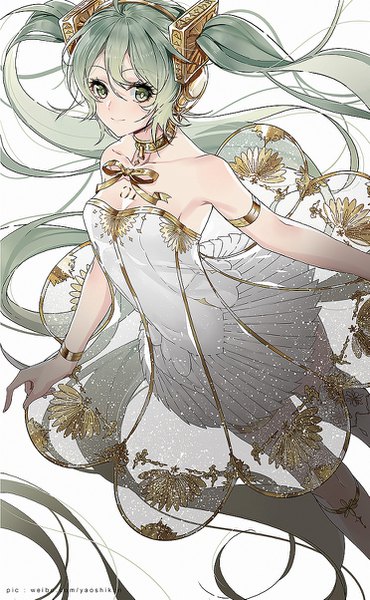 Anime picture 743x1203 with vocaloid miku symphony (vocaloid) hatsune miku gramophone miku yaoshi jun single tall image fringe smile hair between eyes white background twintails bare shoulders green eyes very long hair green hair girl dress hair ornament choker