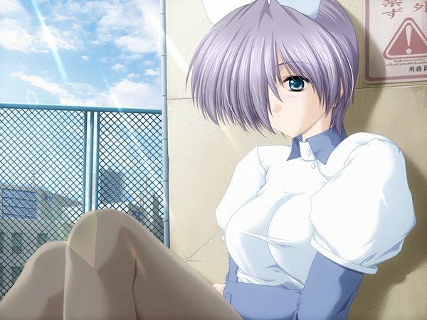 Anime picture 1024x768 with nursery song (game) fringe short hair blue eyes game cg purple hair hair over one eye girl