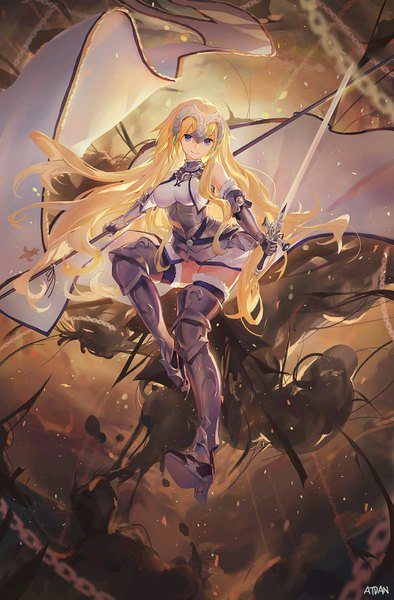 Anime picture 1000x1522 with fate (series) fate/grand order fate/apocrypha jeanne d'arc (fate) (all) jeanne d'arc (fate) atdan single long hair tall image looking at viewer smile bare shoulders holding full body bent knee (knees) from below girl hair ornament boots thigh boots