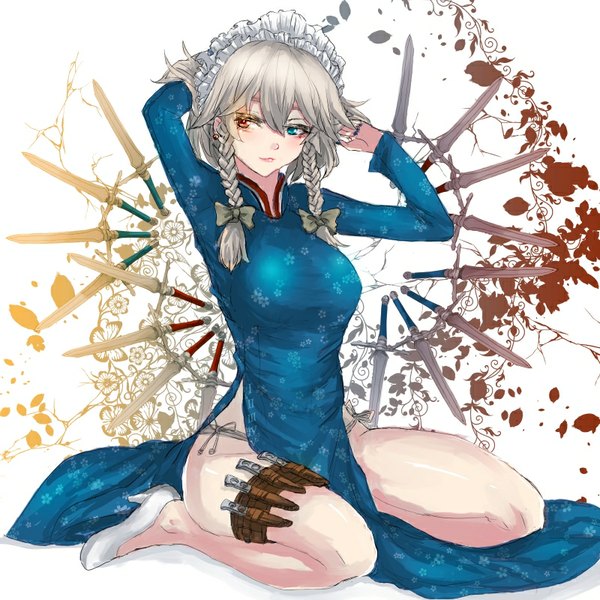 Anime picture 800x800 with touhou izayoi sakuya panzer single long hair fringe blue eyes light erotic smile red eyes sitting looking away bent knee (knees) braid (braids) heterochromia twin braids kneeling floral print arms behind head hand on head