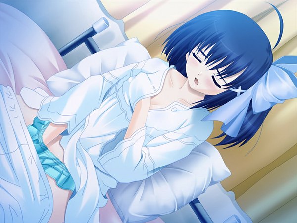 Аниме картинка 1024x768 с eternal sky yuuki arisu открытый рот лёгкая эротика game cg фиолетовые волосы закрытые глаза мастурбация девушка подушка кровать