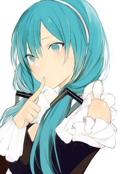 イラスト 600x852 と ボーカロイド 初音ミク lpip ソロ 長髪 長身像 前髪 simple background hair between eyes 白背景 ツインテール looking away aqua eyes aqua hair alternate costume おさげ finger to mouth 髪型チェンジ 女の子 袖だけ