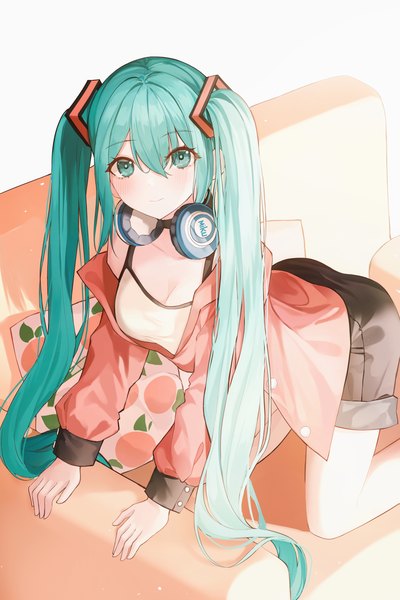 Anime-Bild 3000x4500 mit vocaloid hatsune miku fu u03 single long hair tall image looking at viewer blush fringe highres breasts simple background hair between eyes white background twintails cleavage indoors aqua eyes light smile aqua hair