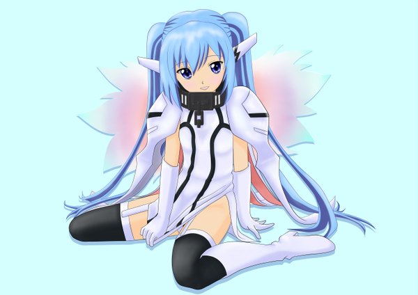 Anime picture 5500x3888 with sora no otoshimono nymph (sora no otoshimono) single long hair highres blue eyes twintails blue hair absurdres loli blue background girl thighhighs gloves black thighhighs wings boots bodysuit collar