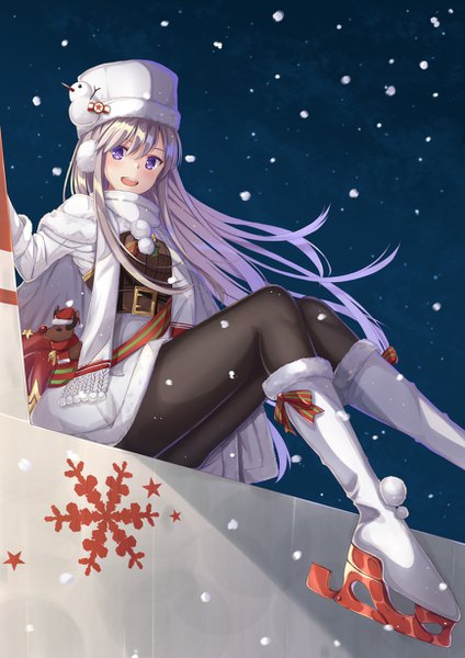 イラスト 868x1228 と アズールレーン エンタープライズ(アズールレーン) enterprise (reindeer master) (azur lane) るるくる ソロ 長髪 長身像 カメラ目線 赤面 前髪 開いた口 hair between eyes 座る 紫目 銀髪 風 night from below night sky fur trim