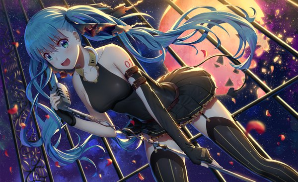 Anime picture 1500x916 with vocaloid hatsune miku ji dao ji single long hair blush fringe open mouth wide image twintails bare shoulders green eyes blue hair night leaning leaning forward singing girl thighhighs dress