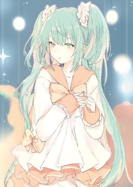 イラスト 670x942 と ボーカロイド lol -lots of laugh- (vocaloid) 初音ミク lpip ソロ 長髪 長身像 赤面 前髪 開いた口 hair between eyes 立つ ツインテール looking away long sleeves very long hair aqua eyes fingernails aqua hair sparkle