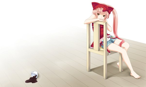 Anime picture 1078x647 with hello kitty vocaloid sanrio nekomura iroha rinka115 long hair wide image sitting yellow eyes pink hair barefoot girl bow hair bow shorts chair coffee